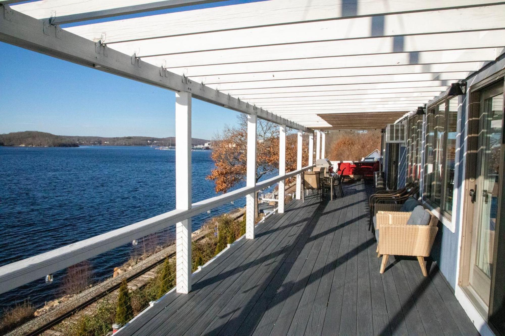 Spectacular Home With A Amazing Ocean - River View Groton Exterior photo